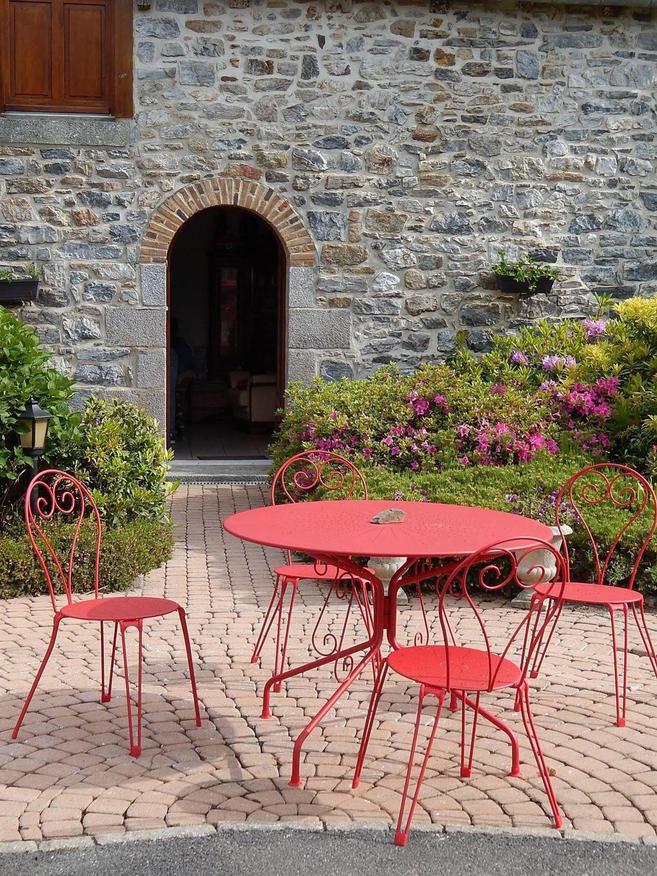 Domaine Du Grenier Bed & Breakfast Yffiniac Exterior photo